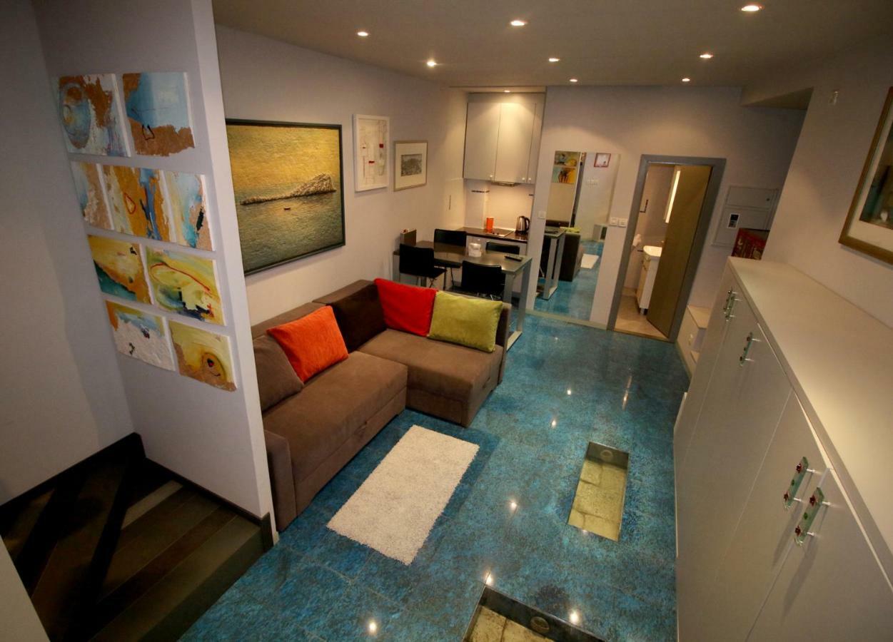 Studio Apartment Art Split Eksteriør bilde